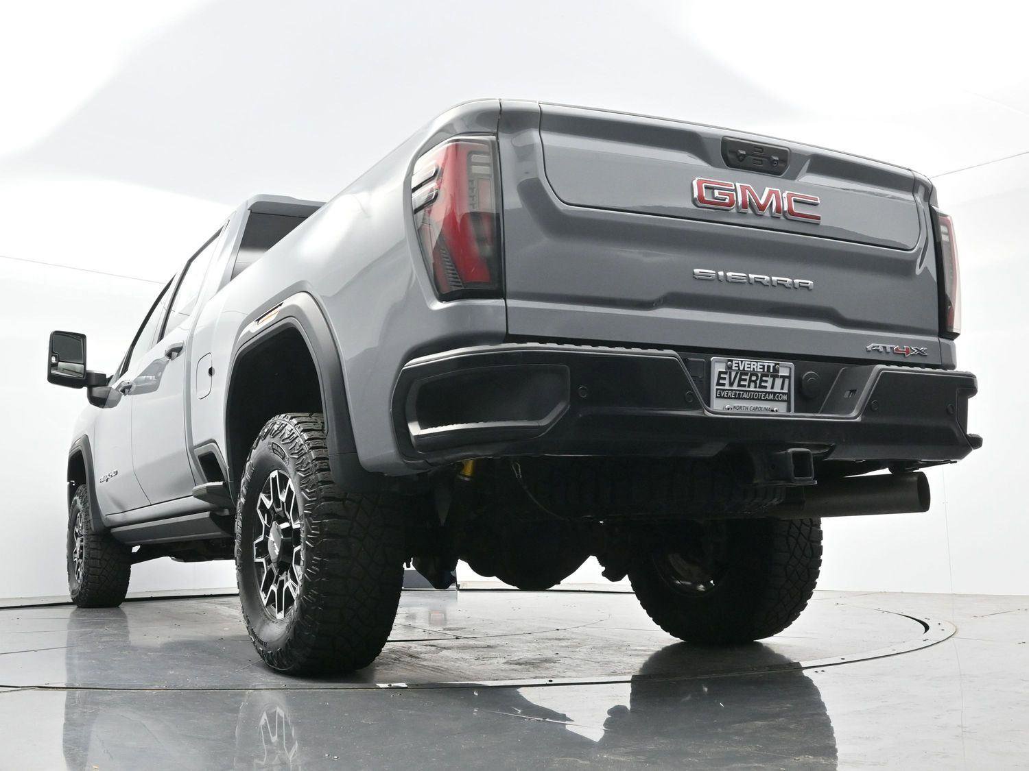 Used 2024 GMC Sierra 2500 AT4X AWD/4WD image 50