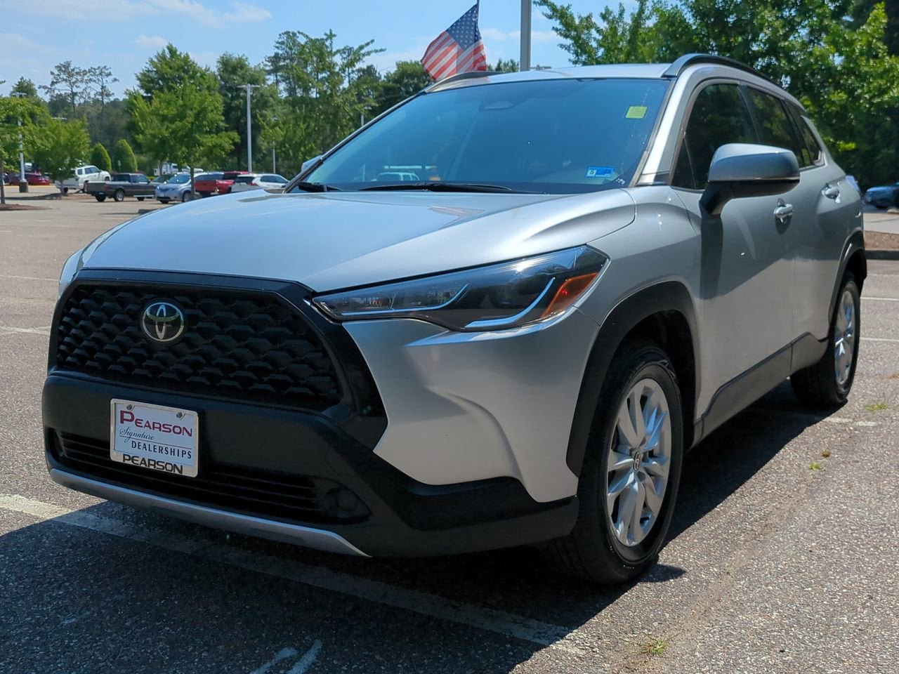 Used 2023 Toyota Corolla Cross LE w/ Moonroof Package FWD image 8