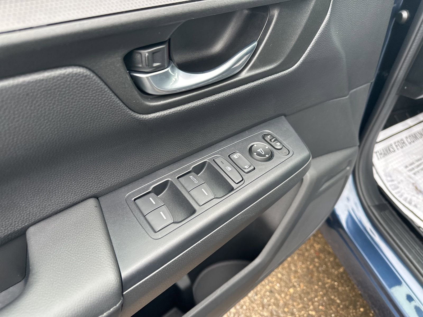 Used 2023 Honda CR-V LX image 15
