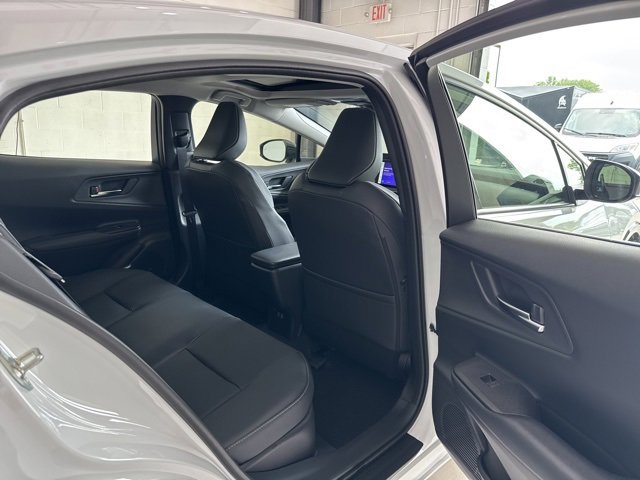 Used 2025 Toyota Prius LE image 43