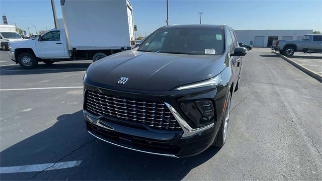 New 2026 Buick Enclave Avenir w/ Super Cruise Package image 5