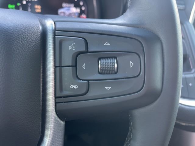 Used 2023 GMC Yukon SLT image 25