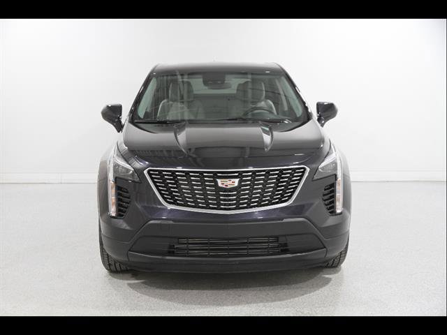 Certified 2023 Cadillac XT4 Luxury w/ Cold Weather Package image 2