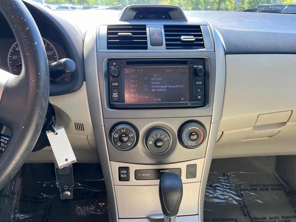 Used 2013 Toyota Corolla LE FWD image 24
