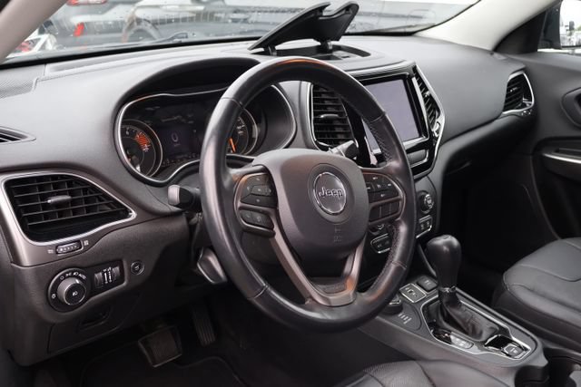 Used 2019 Jeep Cherokee Limited AWD/4WD image 7
