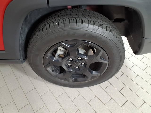 Used 2023 Jeep Compass Trailhawk AWD/4WD image 8