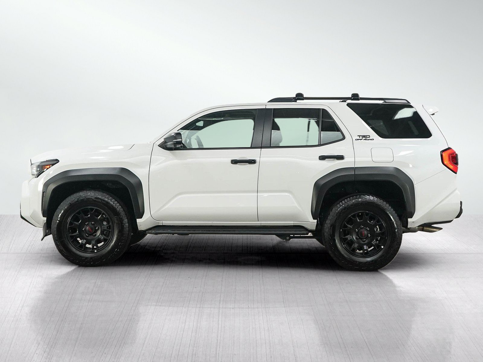Used 2025 Toyota 4Runner TRD Off-Road Premium w/ Tow Technology Package AWD/4WD image 2
