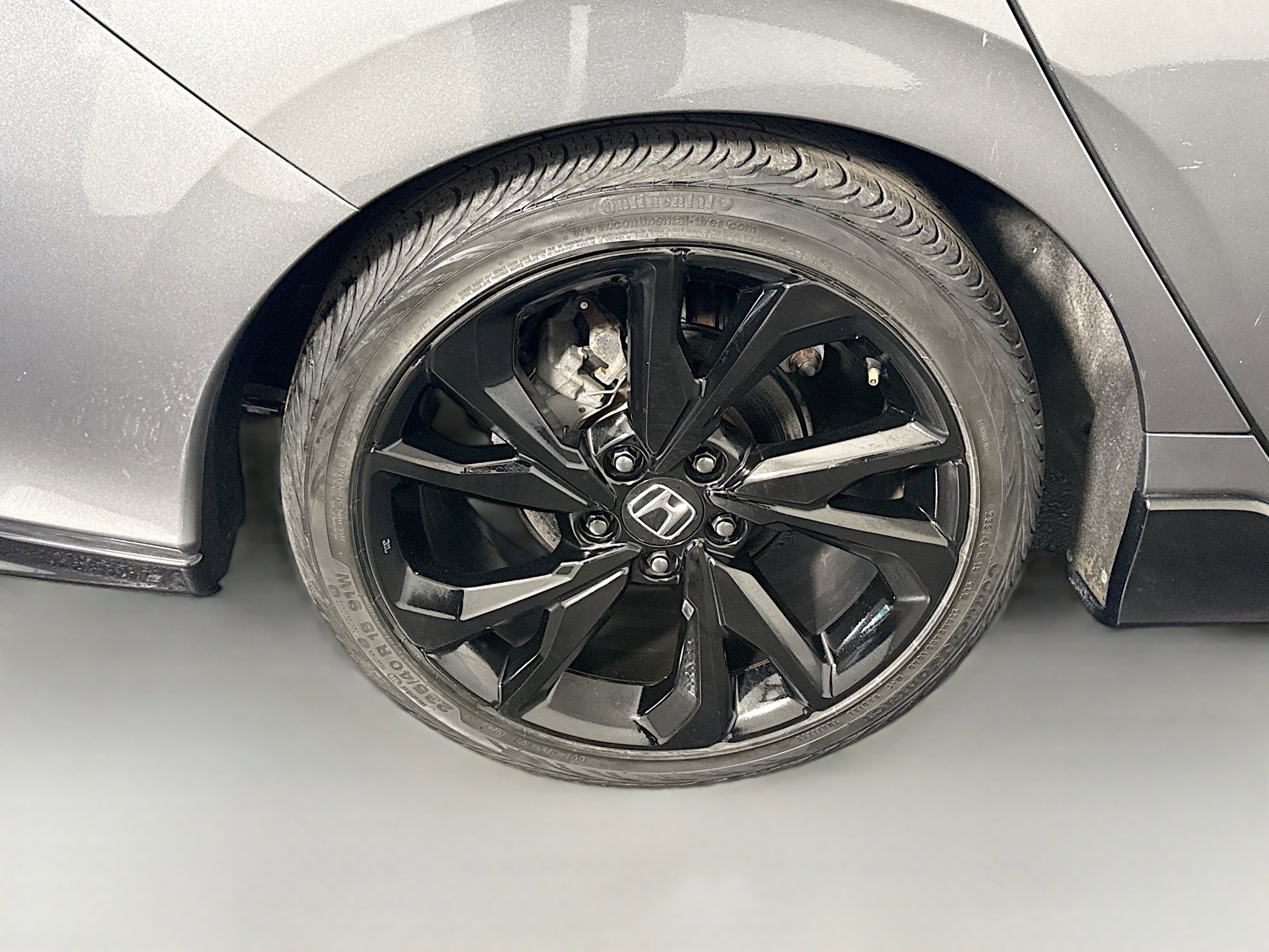 Used 2018 Honda Civic Sport image 32