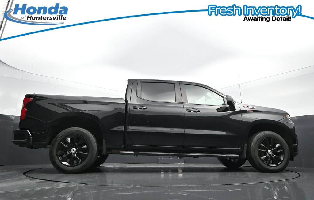 Used 2021 Chevrolet Silverado 1500 RST w/ Convenience Package II AWD/4WD image 34