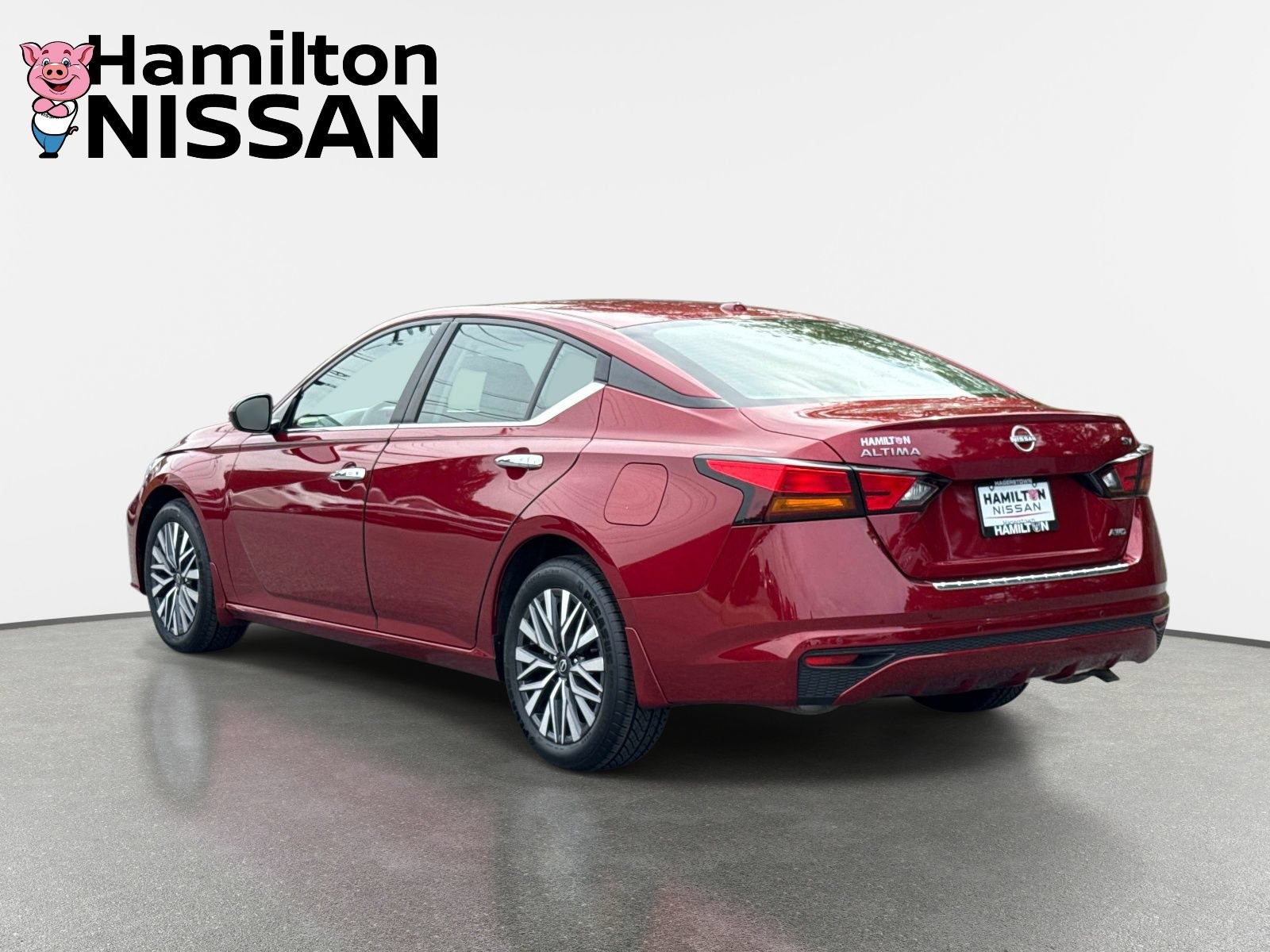 Used 2023 Nissan Altima 2.5 SV AWD/4WD image 4