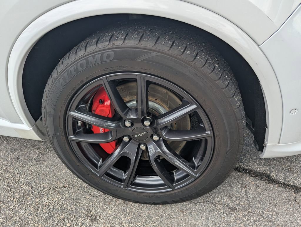 Used 2019 Dodge Durango SRT w/ Technology Group AWD/4WD image 10