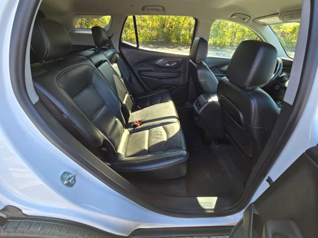 Used 2020 GMC Terrain SLT image 14