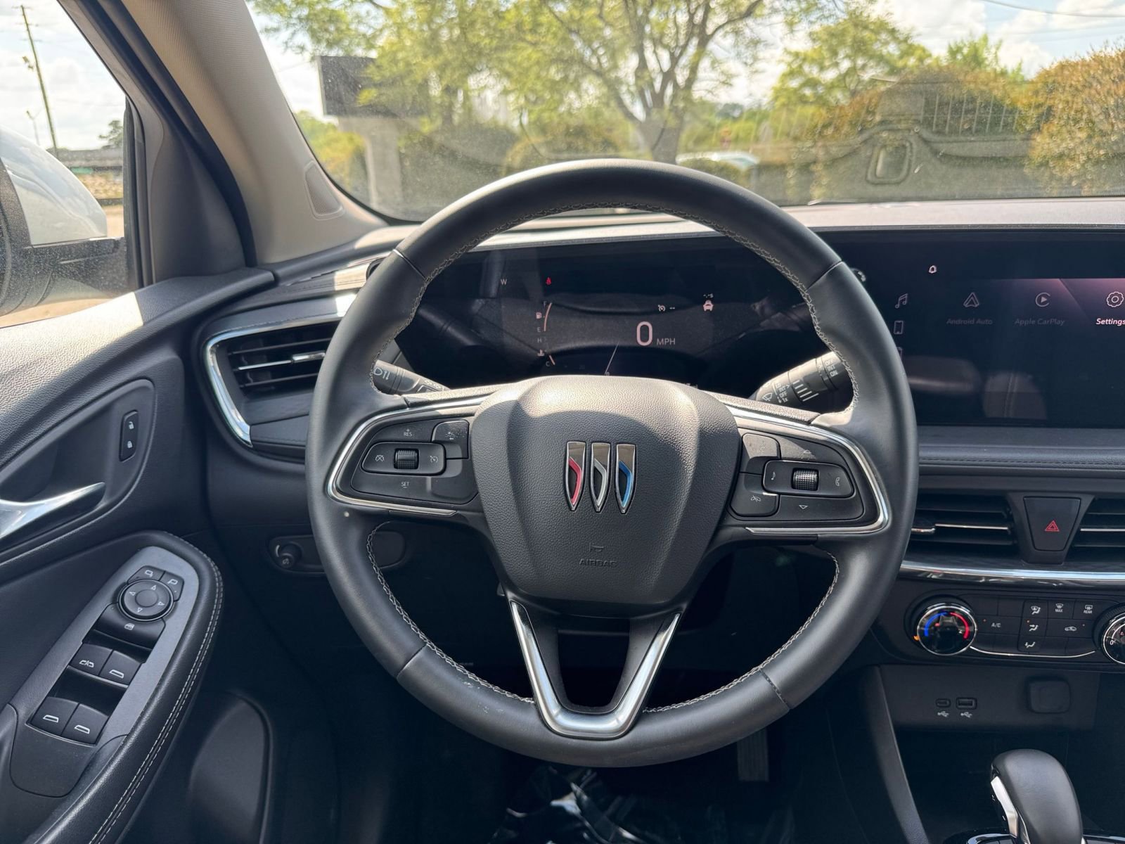 Used 2025 Buick Encore GX Preferred image 30