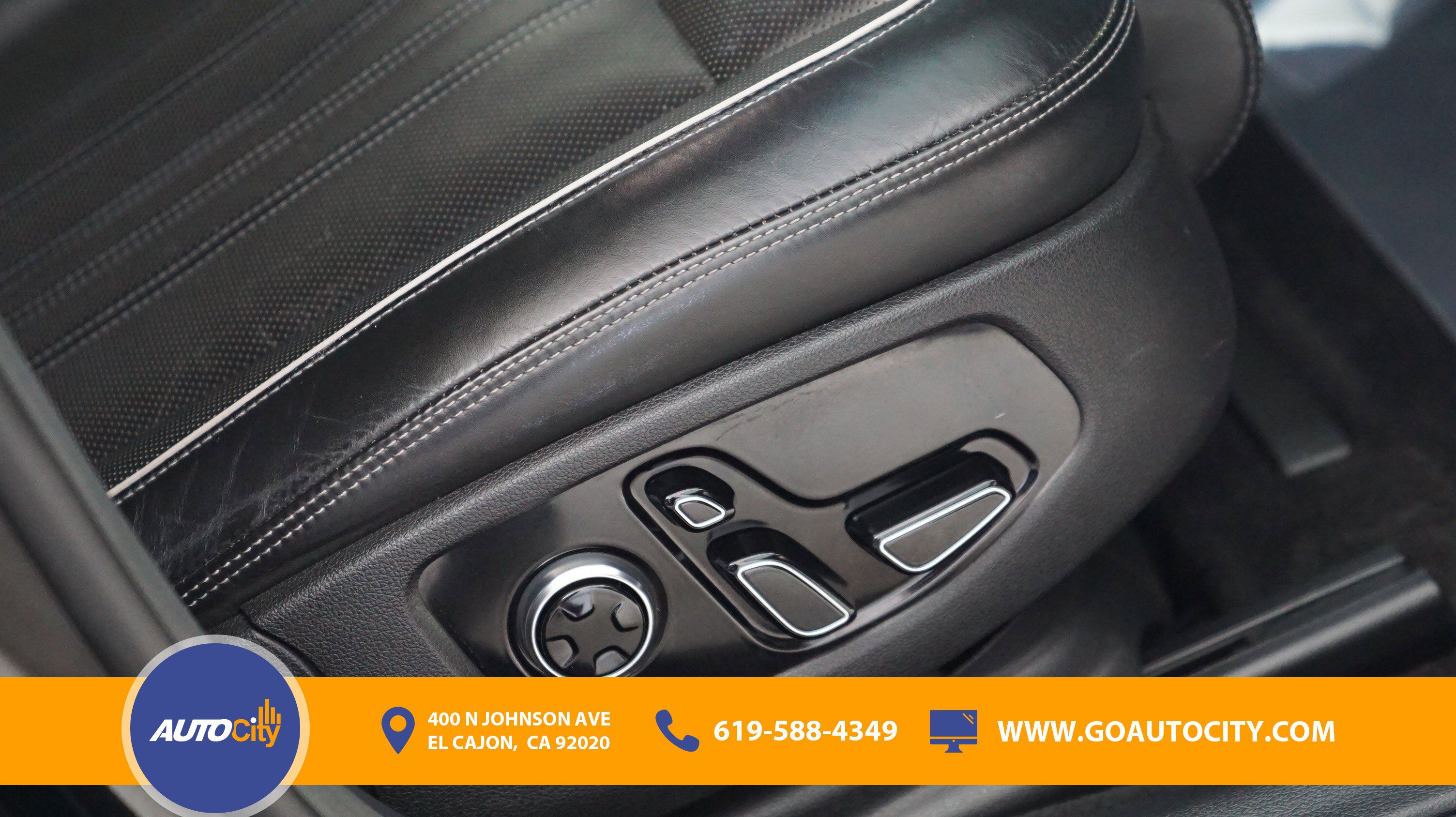 Used 2017 Genesis G90 3.3T Premium image 16