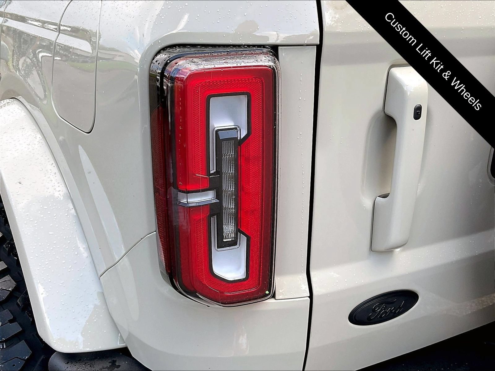 Used 2025 Ford Bronco Outer Banks AWD/4WD image 25