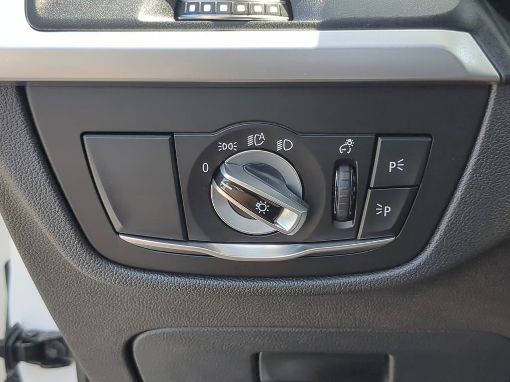 Used 2023 BMW X3 sDrive30i w/ Convenience Package RWD image 28