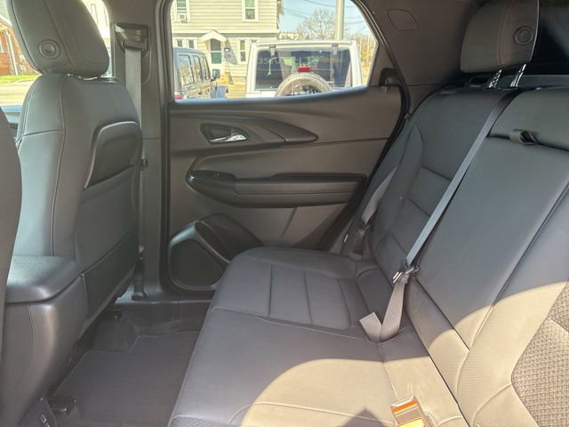 Used 2023 Chevrolet TrailBlazer RS w/ Convenience Package AWD/4WD image 12