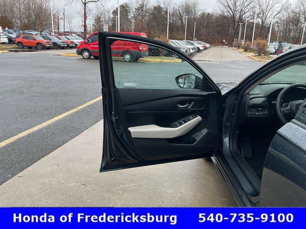 Certified 2023 Honda Accord EX image 15