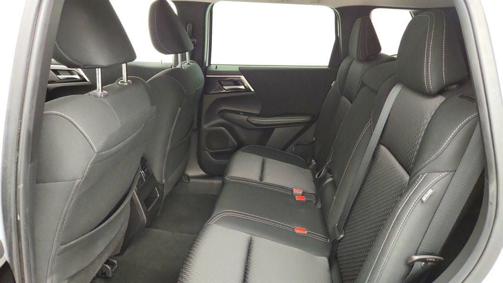 Used 2022 Mitsubishi Outlander ES FWD image 19