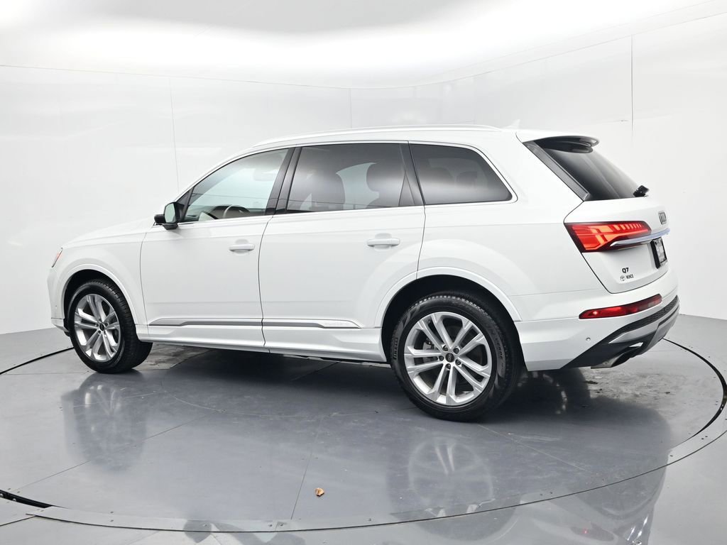 Used 2025 Audi Q7 3.0T Premium Plus AWD/4WD image 5