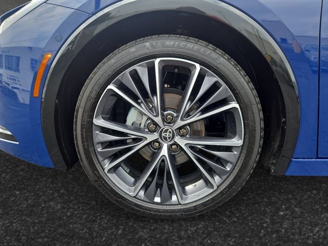 Certified 2026 Toyota Prius Limited w/ Limited Premium Package FWD image 4