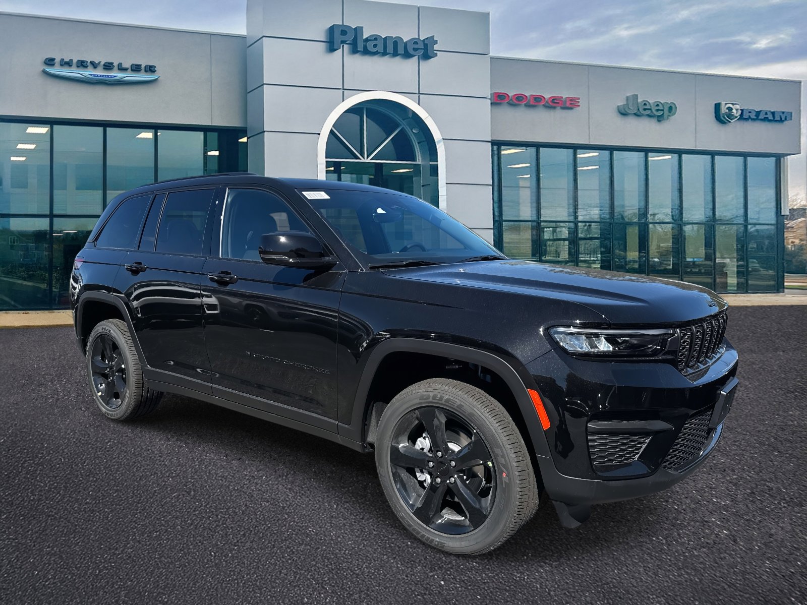 New 2025 Jeep Grand Cherokee Altitude