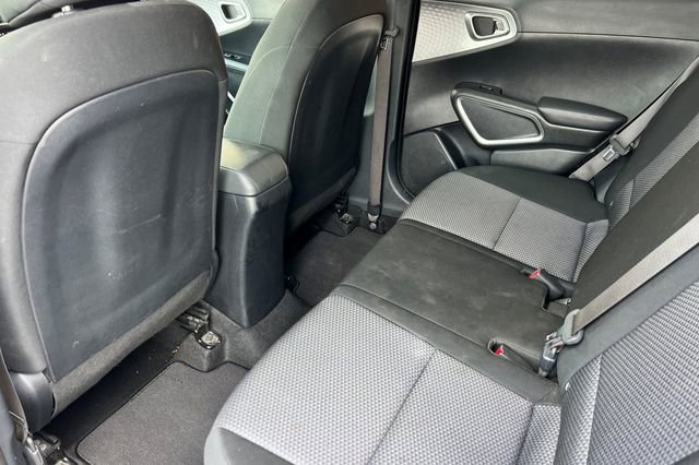 Used 2023 Kia Soul LX w/ Option Group 015 image 15