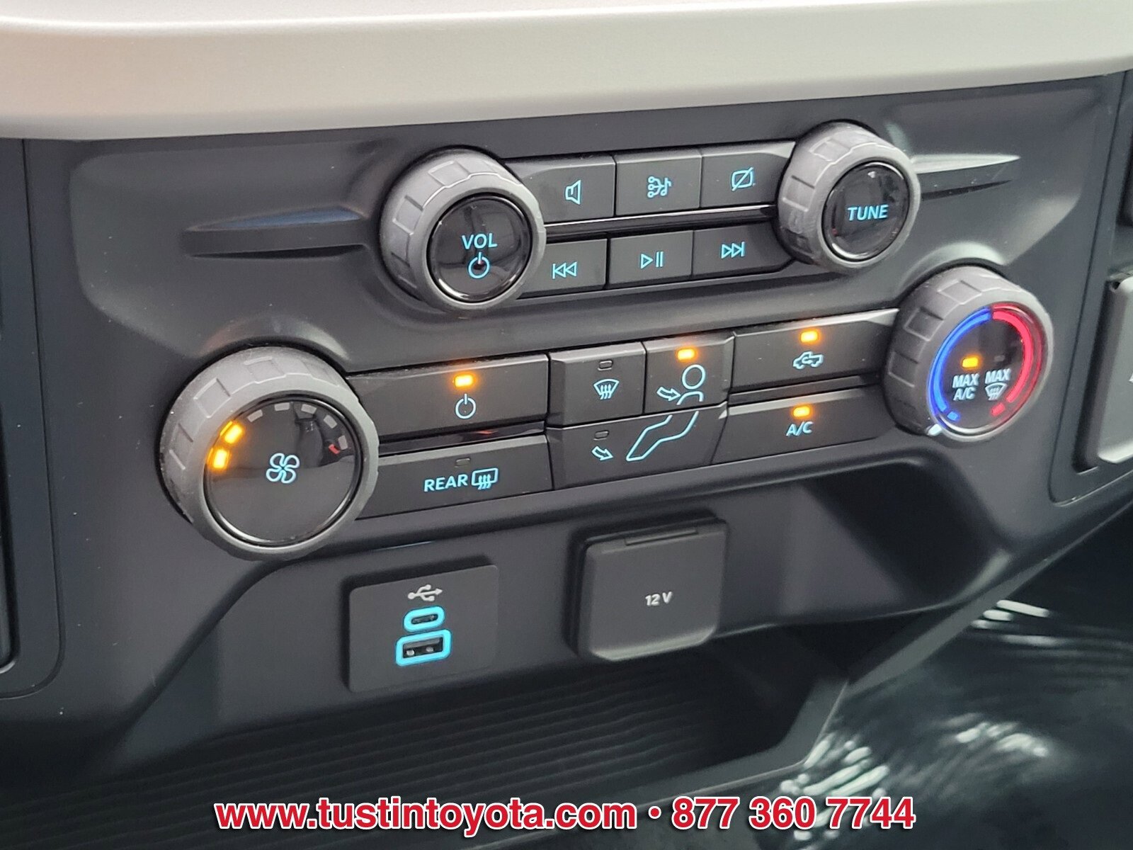 Used 2023 Ford F250 XL w/ STX Appearance Package image 22