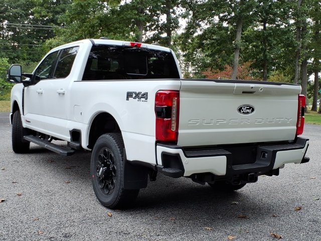 New 2027 Ford F250 Lariat w/ Black Appearance Package AWD/4WD image 4