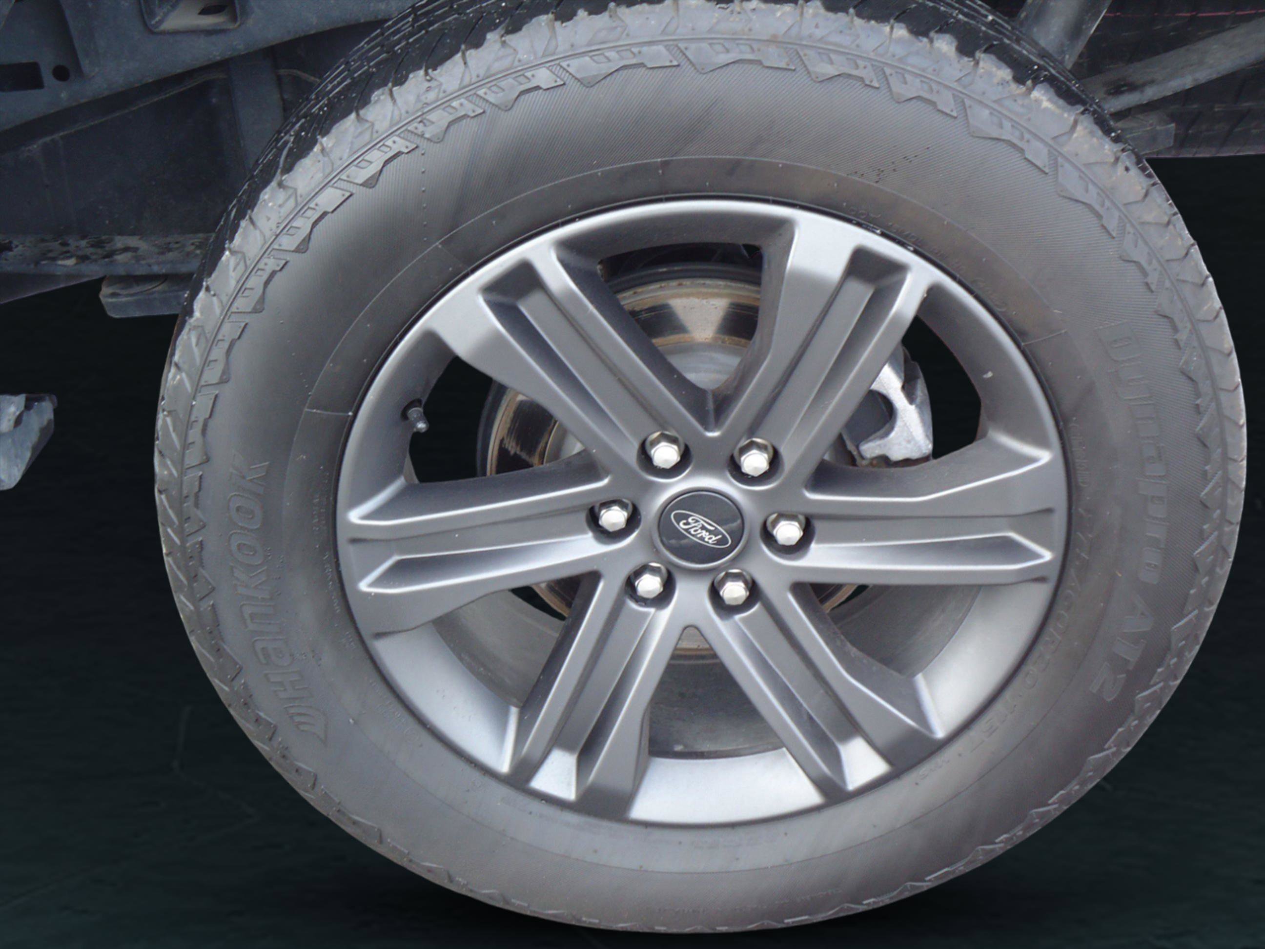 Used 2023 Ford F150 Lariat w/ Equipment Group 502A High image 9