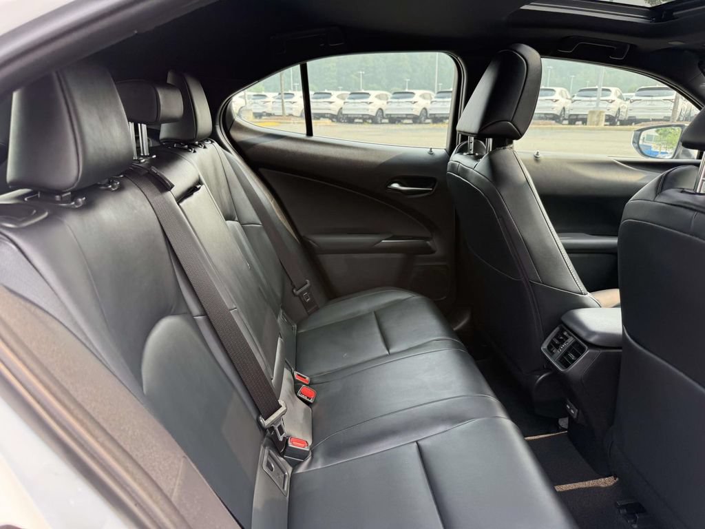 Used 2025 Lexus UX 300h AWD w/ Cold Area Package image 16