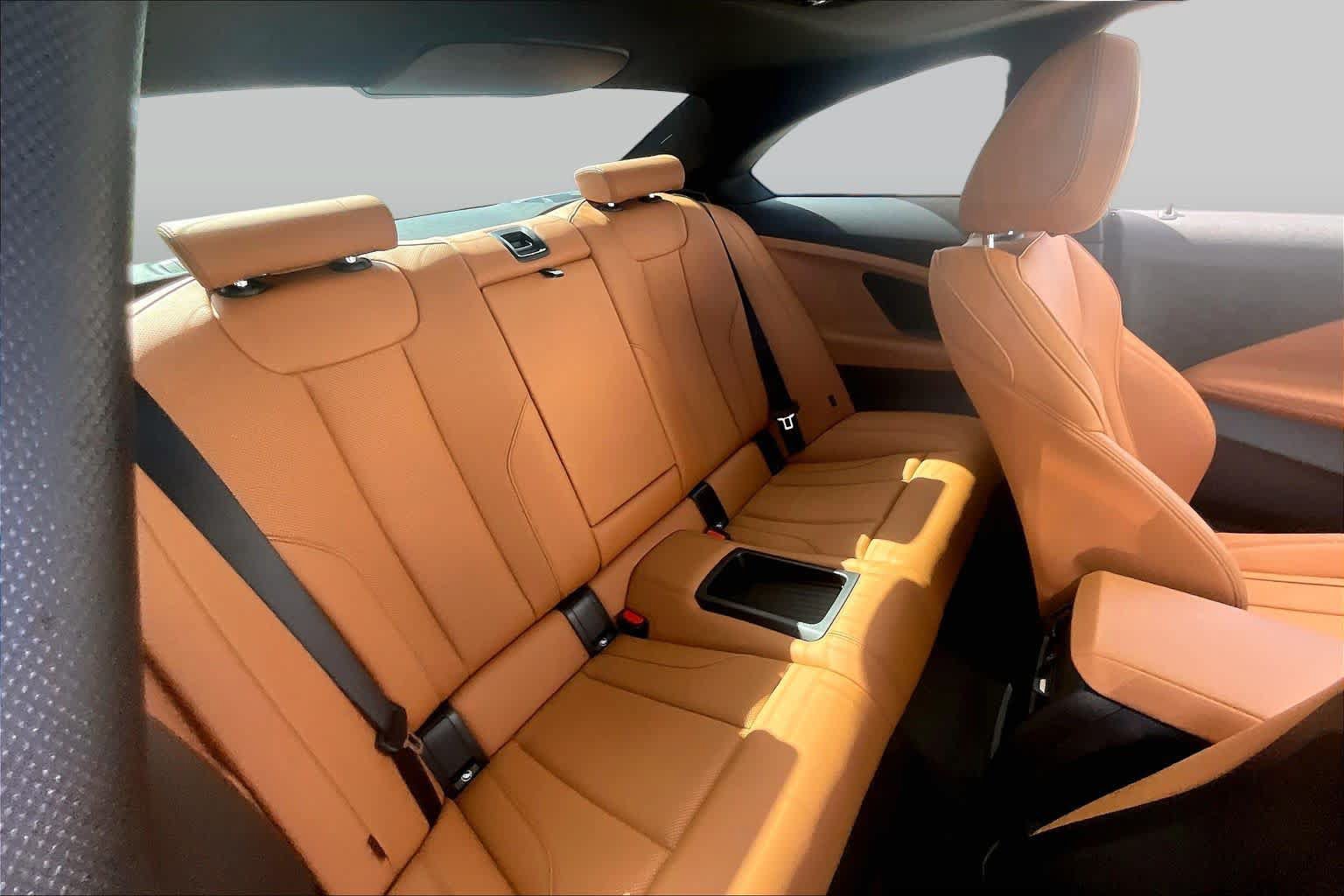 Used 2026 BMW 230i Coupe w/ Premium Package RWD image 19