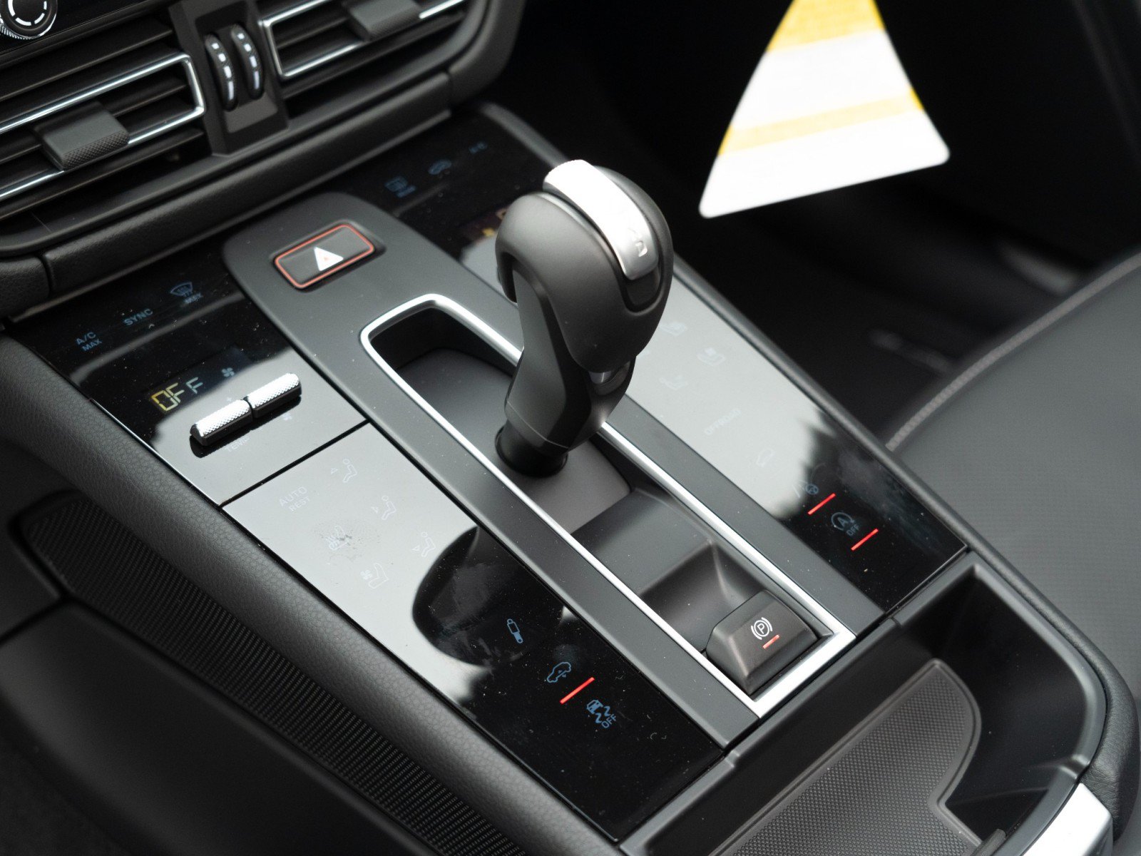New 2026 Porsche Macan S AWD/4WD image 28