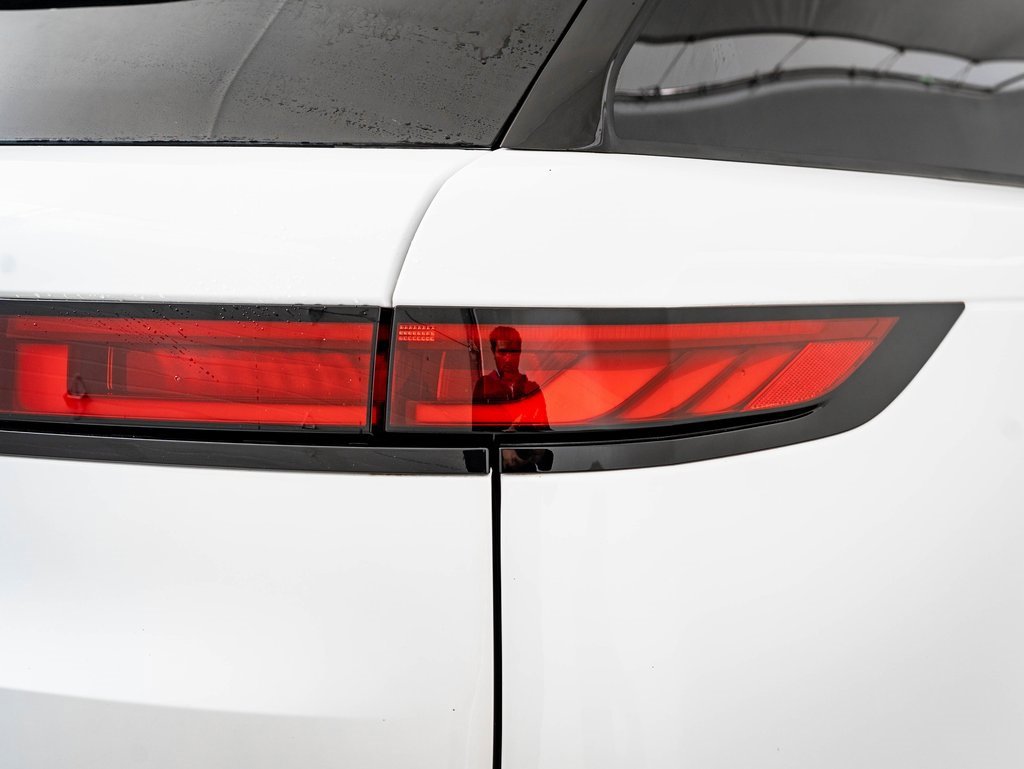 New 2025 Land Rover Range Rover Sport Dynamic SE image 17