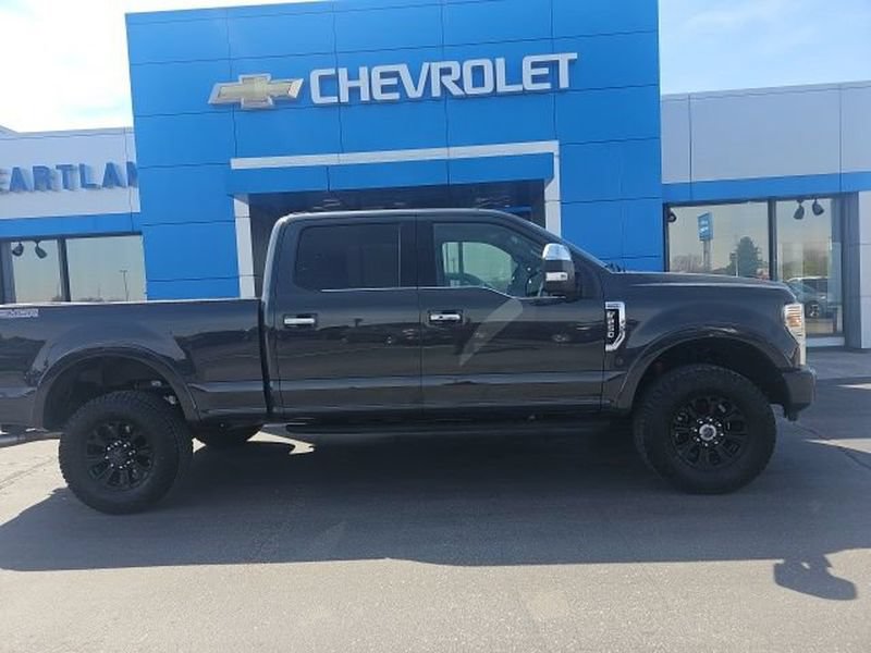 Used 2021 Ford F250 Platinum w/ Tremor Off-Road Package AWD/4WD image 2