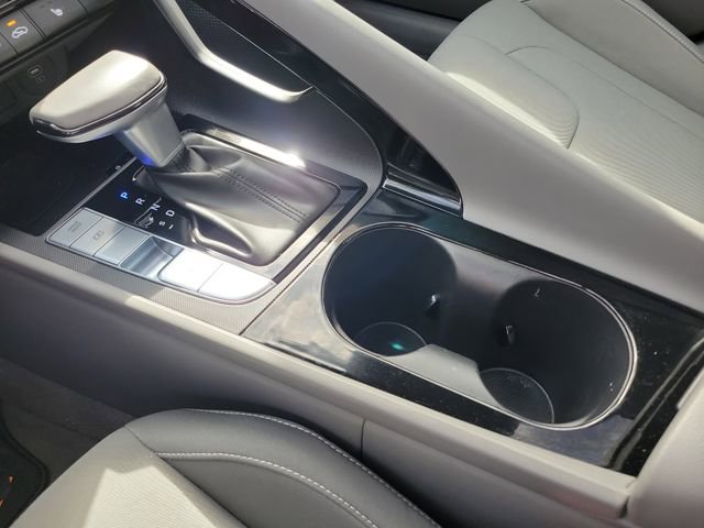 Certified 2025 Hyundai Elantra SEL image 14