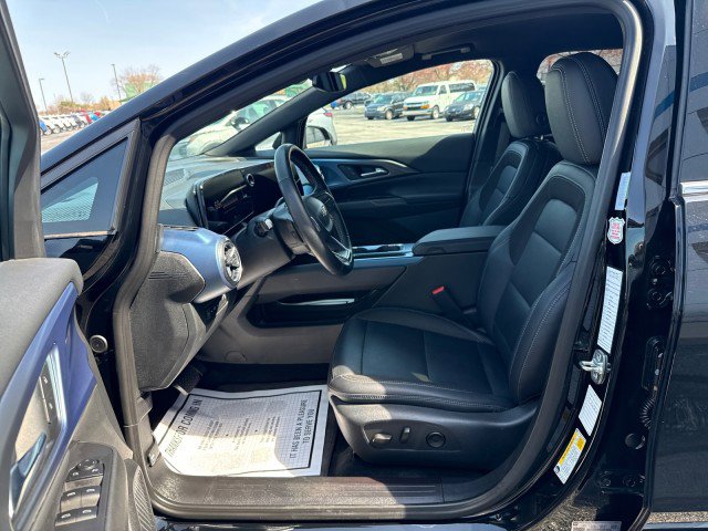 Used 2025 Chevrolet Equinox EV LT w/ Convenience Package FWD image 15