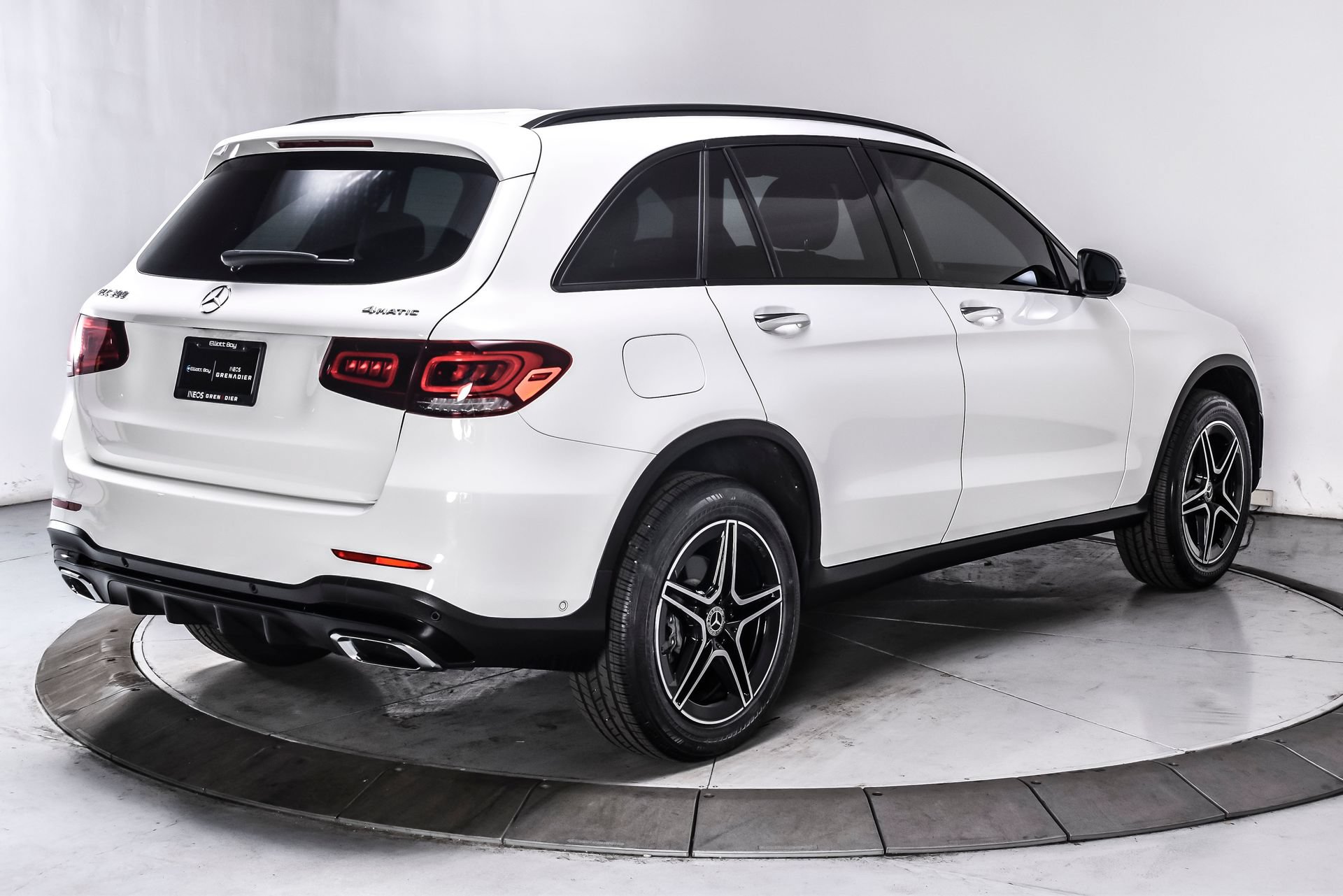 Used 2022 Mercedes-Benz GLC 300 4MATIC image 6