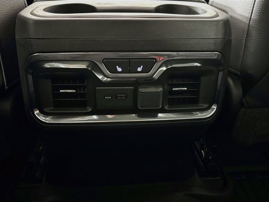 Used 2020 GMC Sierra 1500 Denali w/ Denali Ultimate Package AWD/4WD image 29