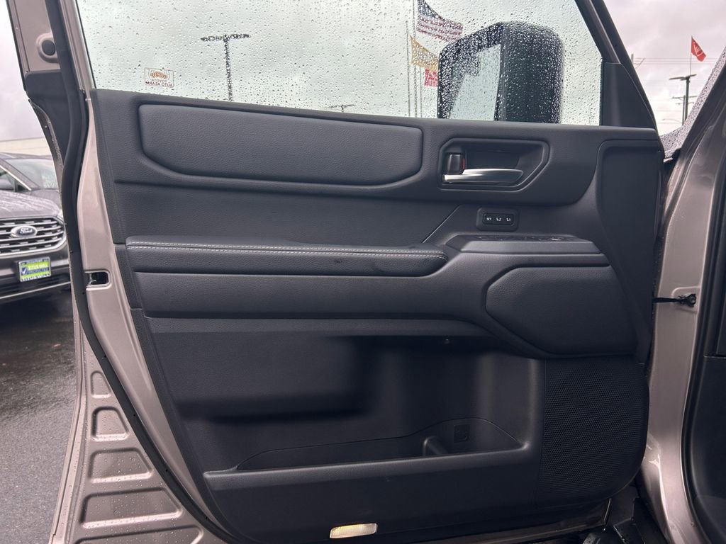 Used 2025 Toyota Land Cruiser PREMIUM image 22