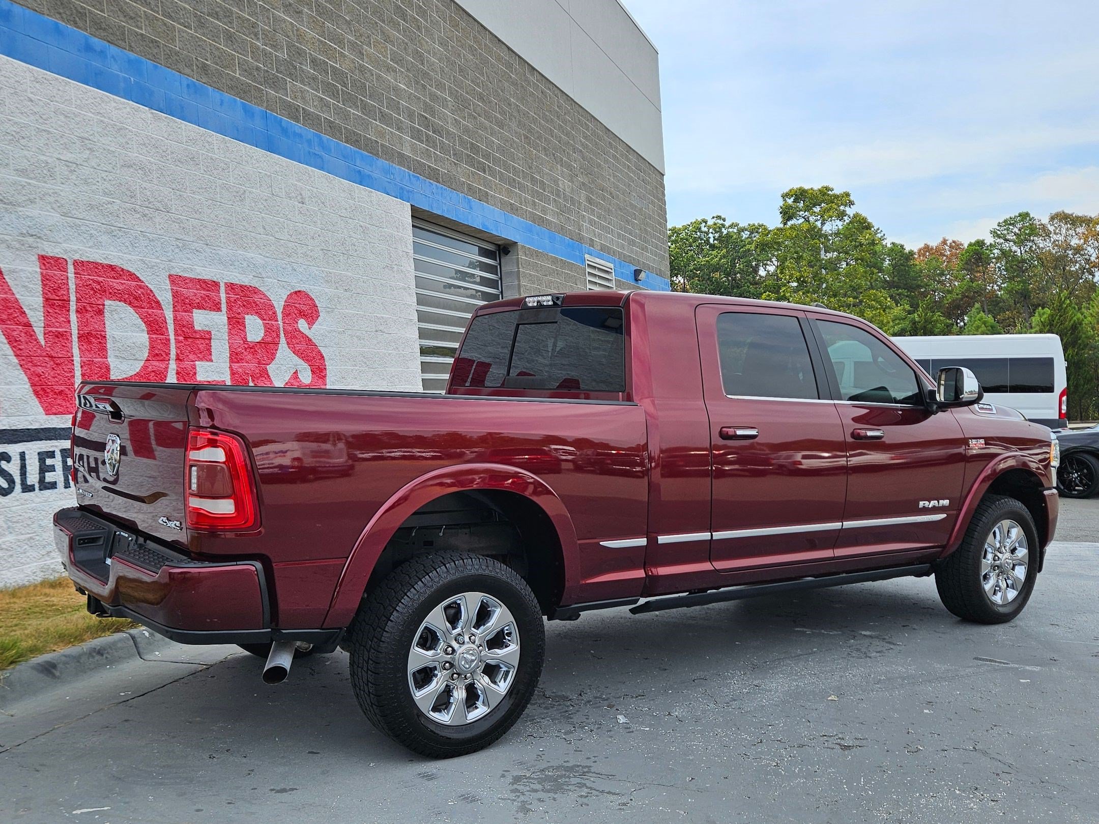 Used 2019 RAM 2500 Limited AWD/4WD image 7