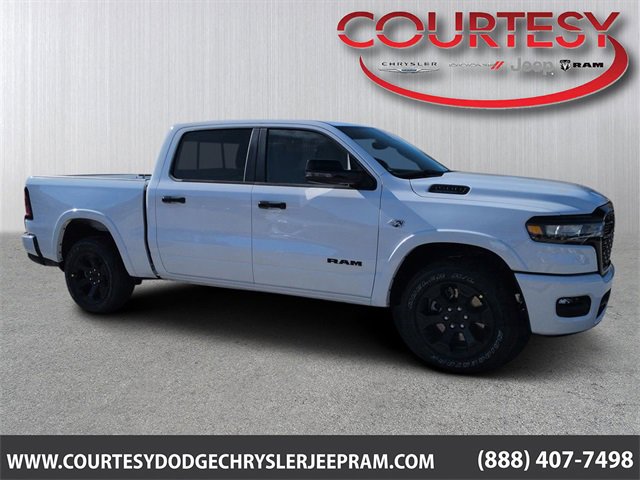 New 2026 RAM 1500 4x4 Crew Cab