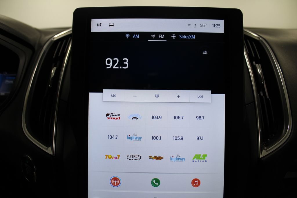 Used 2022 Ford Edge Titanium image 46