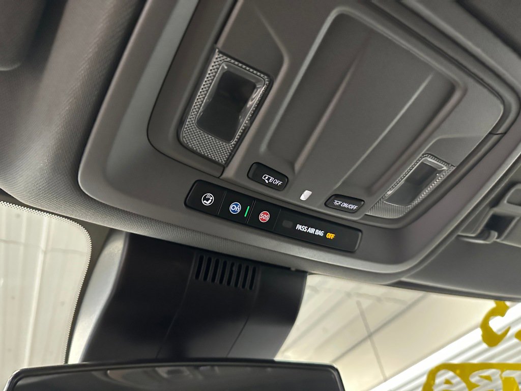 Used 2023 Chevrolet Silverado 1500 LT image 16