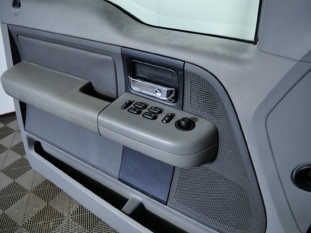 Used 2004 Ford F150 STX RWD image 25