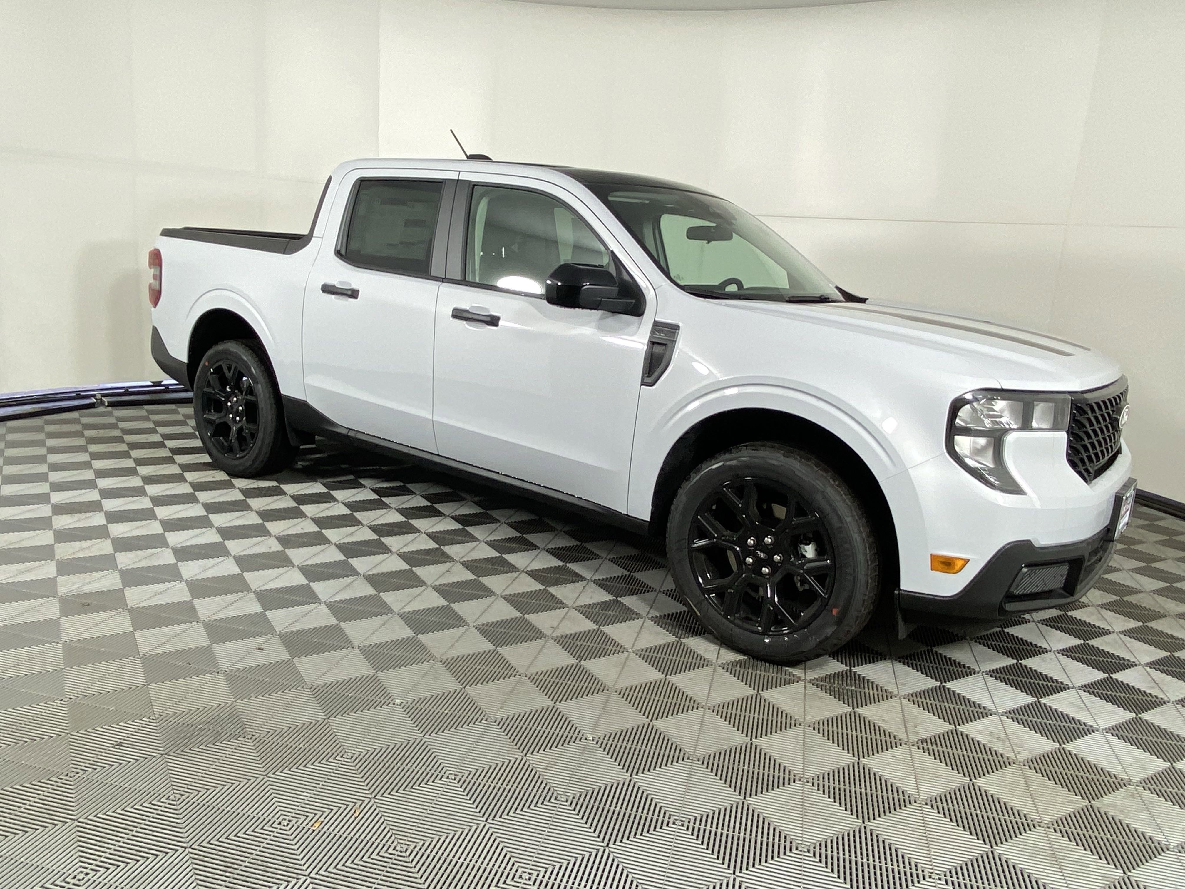 New 2025 Ford Maverick XLT w/ XLT Luxury Package image 7