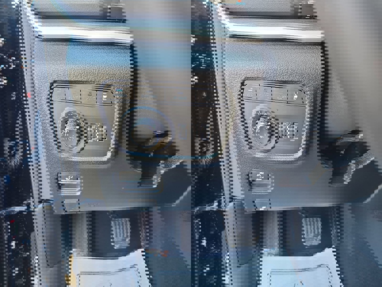 Used 2023 Jeep Grand Cherokee 4WD 4xe image 27