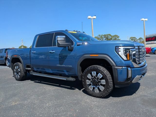 Used 2026 GMC Sierra 2500 Denali w/ Technology Package AWD/4WD image 2