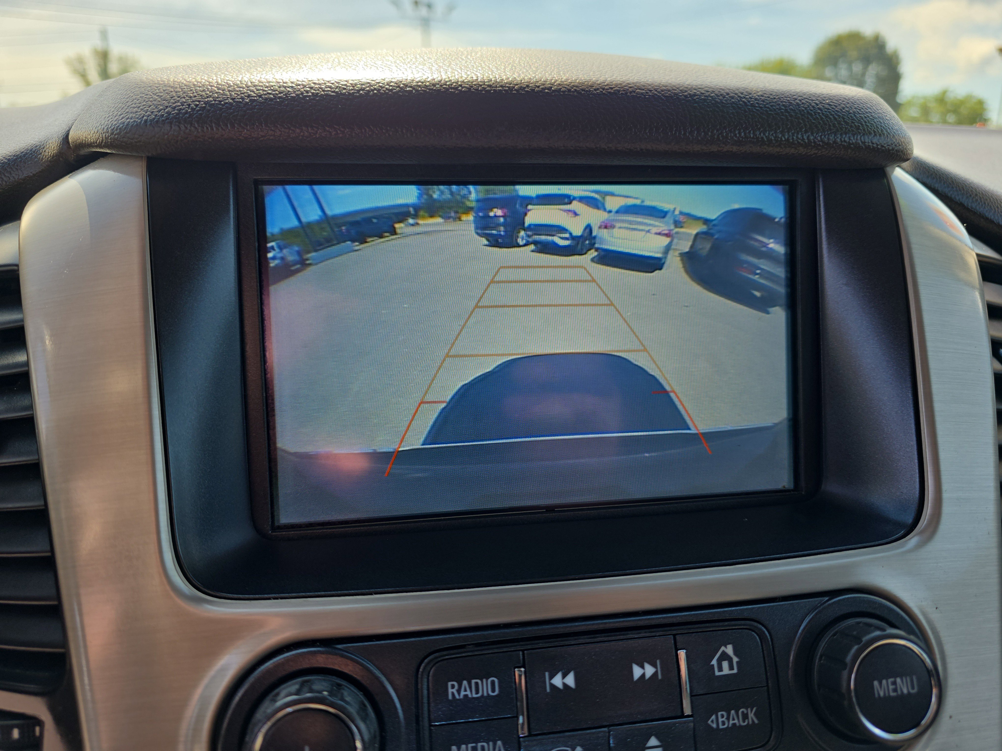 Used 2018 GMC Yukon XL Denali image 26