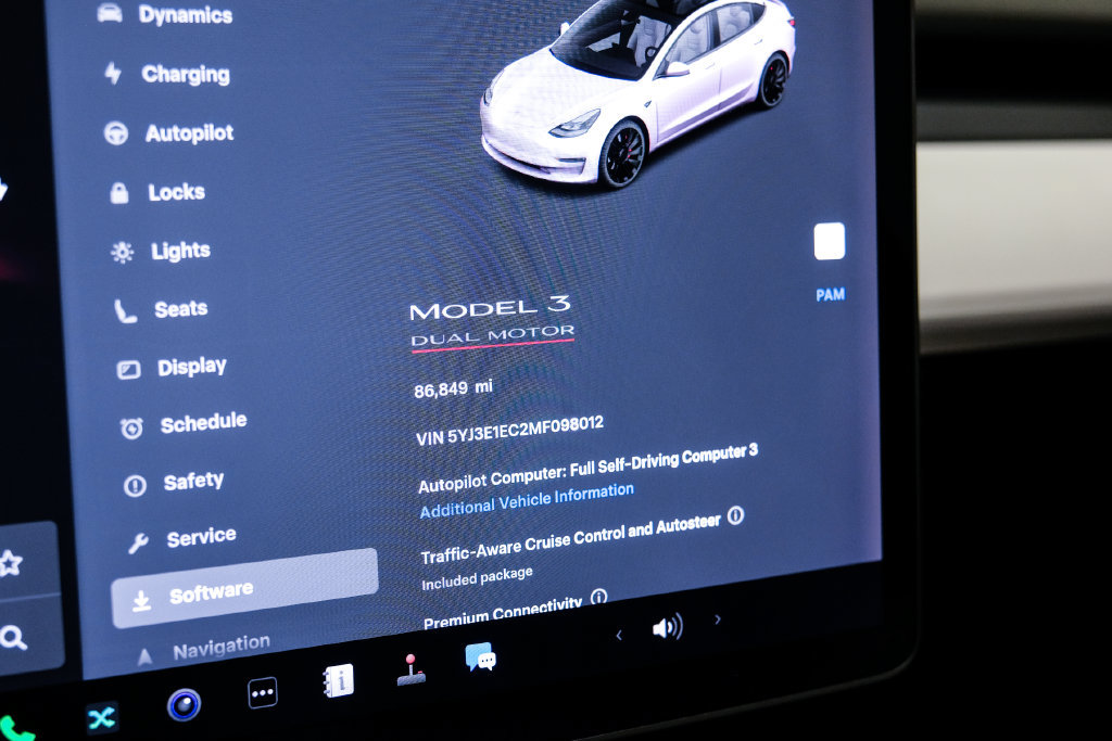 Used 2021 Tesla Model 3 Performance AWD/4WD image 23